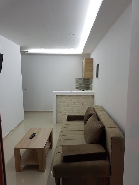 Avdiu Apartment Ülgün Dış mekan fotoğraf